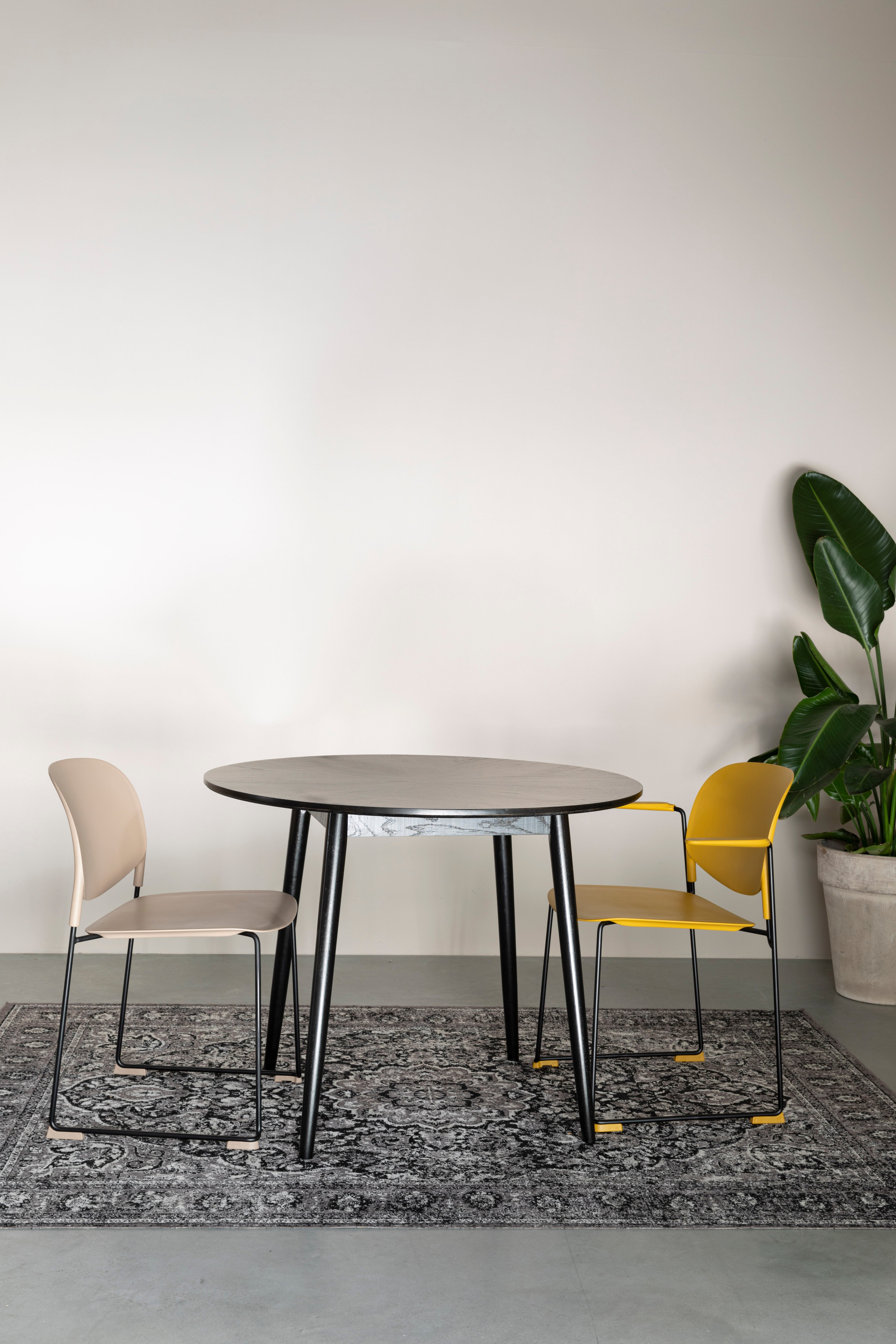 Sivhølm Stoel Stacks – Strak, stapelbaar & stijlvol